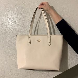 White Coach tote